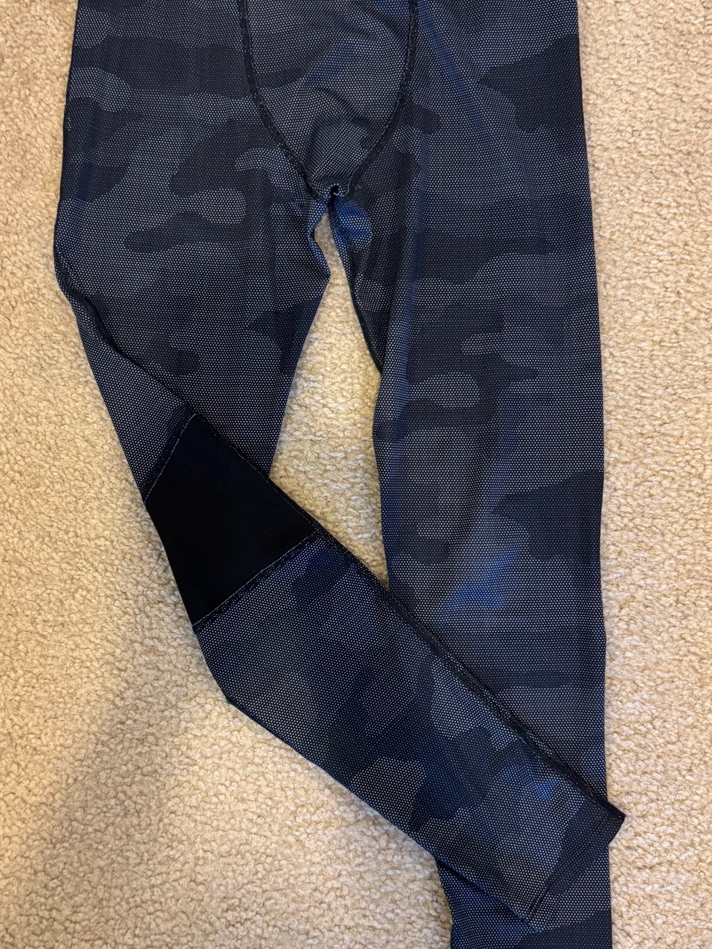 Boys Compression/Base Layers - Picture 9 of 10